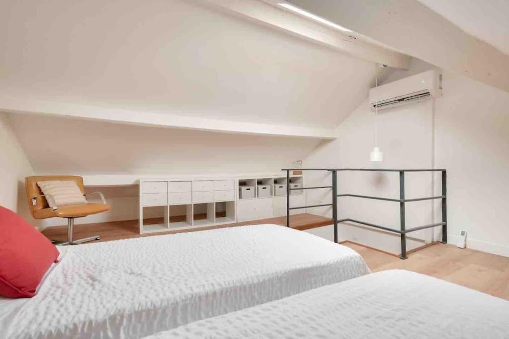 House Near Paris/Stade De France سان دوني المظهر الخارجي الصورة