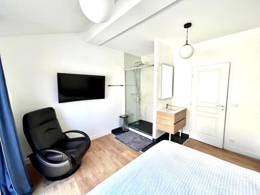 House Near Paris/Stade De France سان دوني المظهر الخارجي الصورة